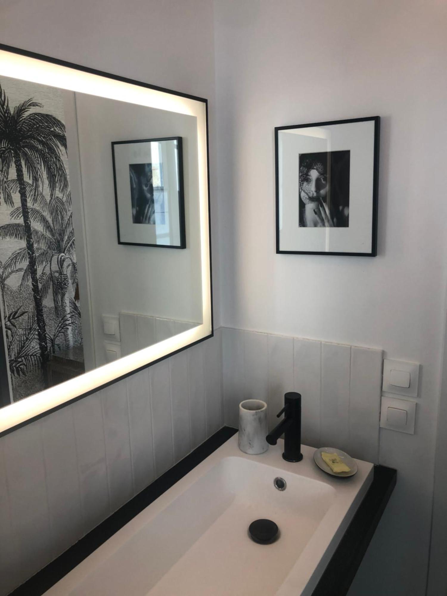 L'Heure Bleue Bed & Breakfast Saintes Bagian luar foto