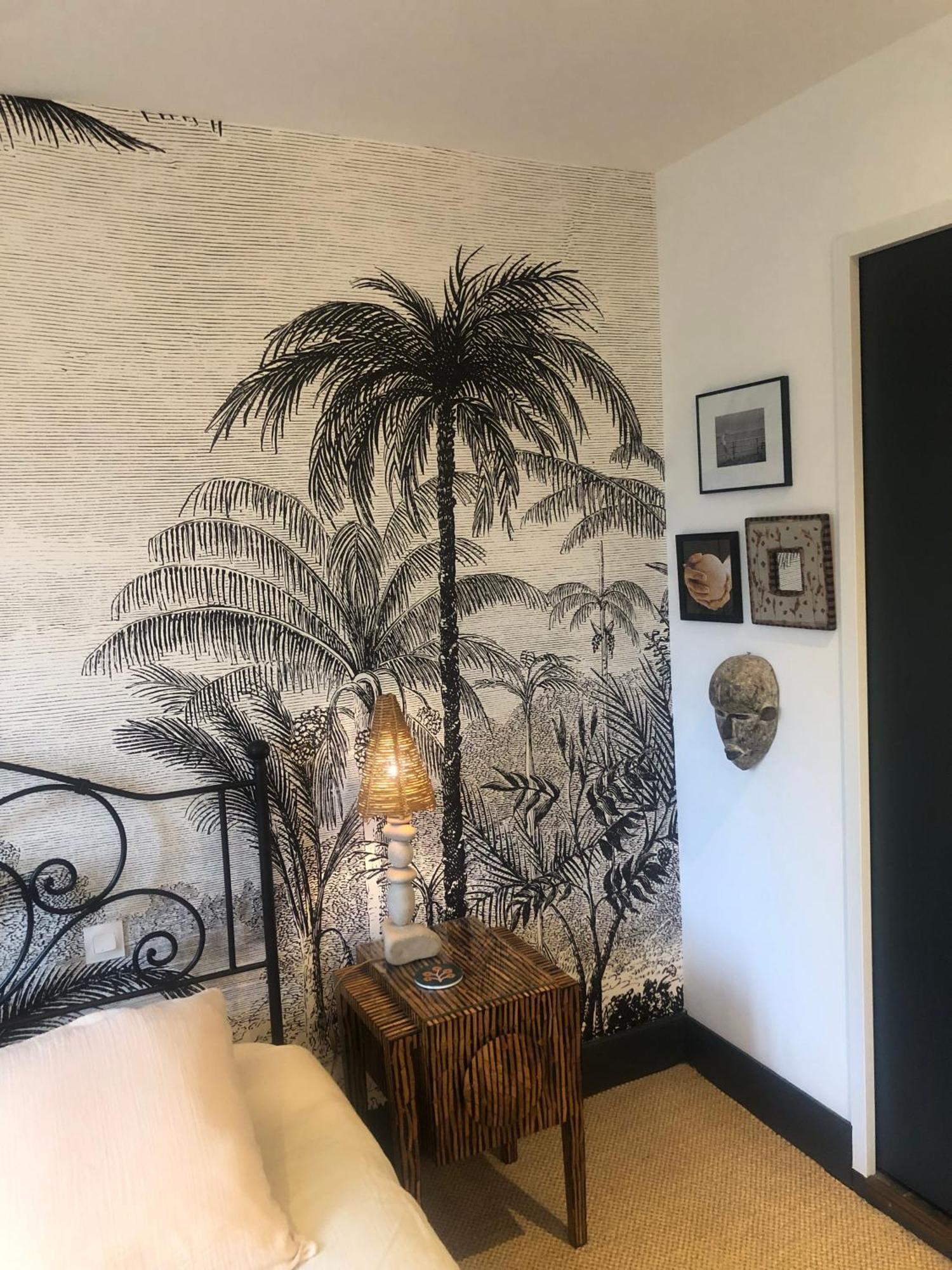 L'Heure Bleue Bed & Breakfast Saintes Bagian luar foto